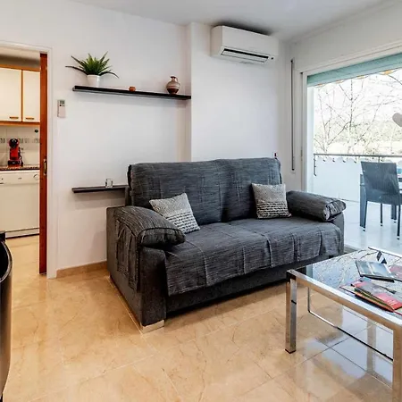 Les Pitas I 2n 1a Acogedor * Girona