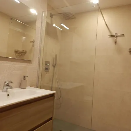 Les Pitas I 2n 1a Acogedor Apartment Girona