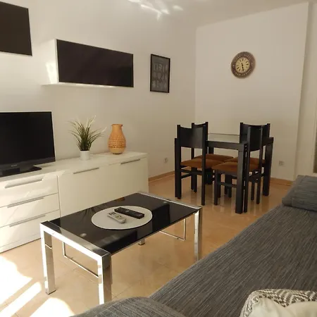 Apartment Les Pitas I 2n 1a Acogedor Girona